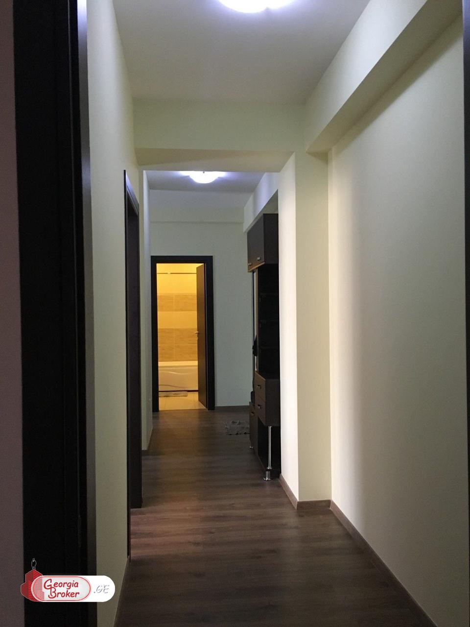 nearly repaired 3-room apartment for sale